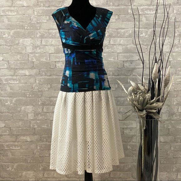 SOLD | Elegant Perforated Eyelet Poodle Skirt NWOT ⚡️HOST PICK⚡️ - Picture 11 of 14